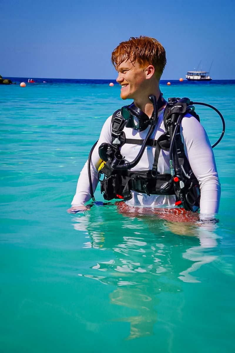 Finn's marine internship with Reefscapers at St Regis Maldives